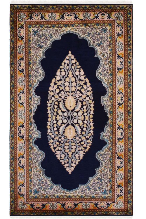 Kashmir Silk Carpets, Persian and Indian silk rugs at best Price