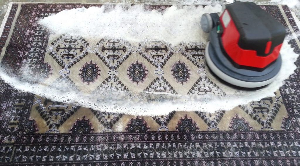 Why you should not give your handmade carpets for cleaning to dry cleaners?