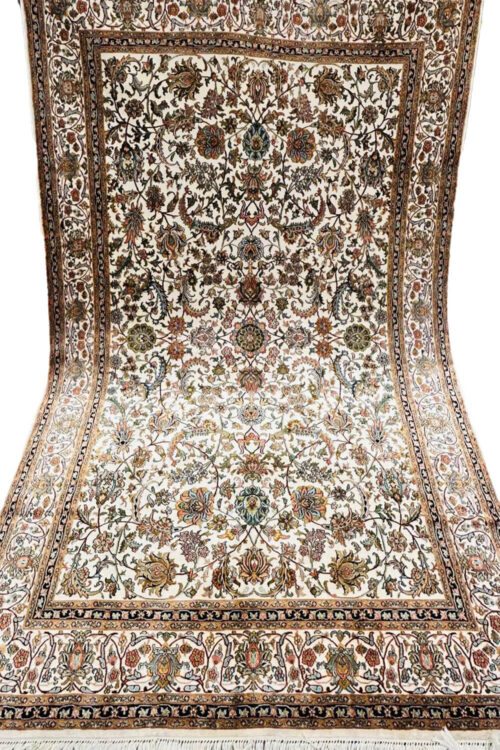 Pure Silk Carpets