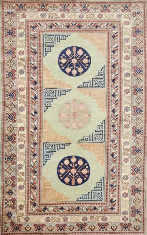 Teen Gumbadh Handmade Carpet by Yak Carpet