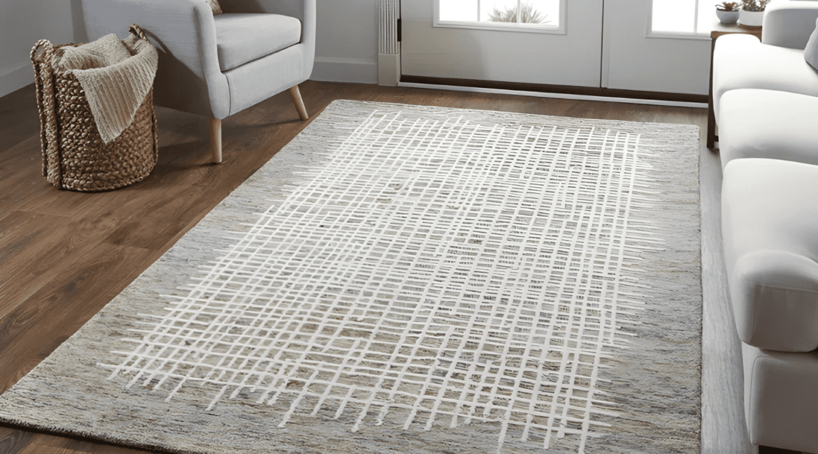 What Rug Colours Make a Room Look Bigger?